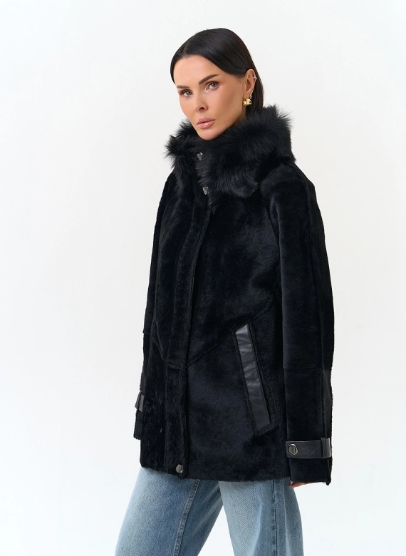 Женская дубленка с воротником стойкой фото