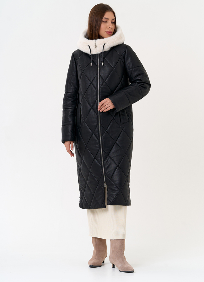 Женское пальто из эко кожи с капюшоном модель № 30721 в рассрочку