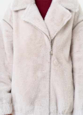 Женский бомбер из эко меха со съемными рукавами