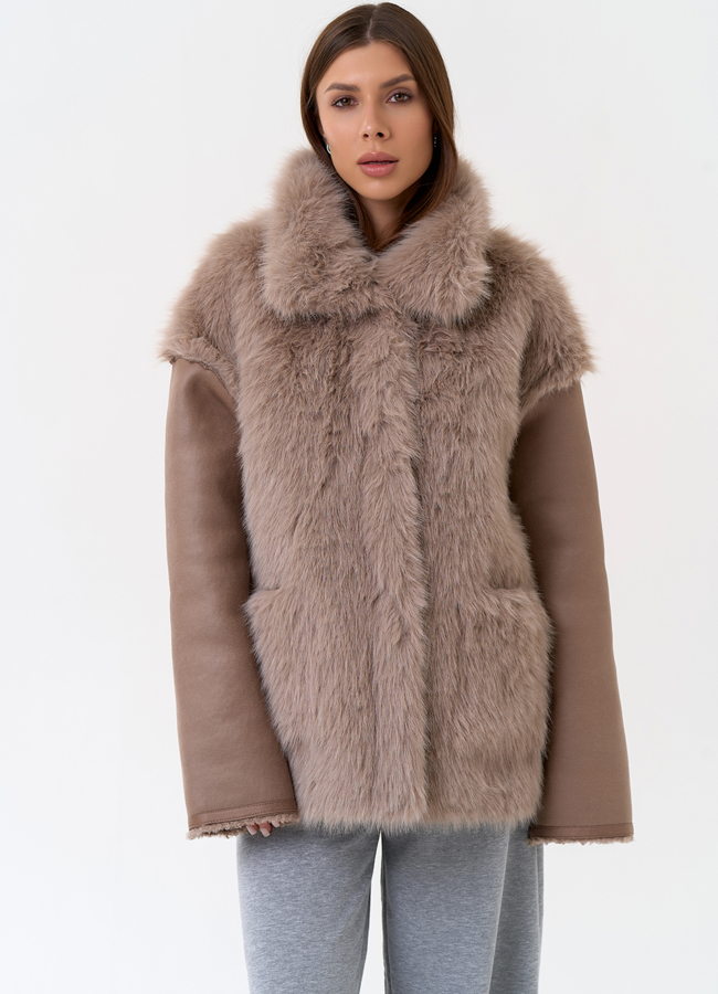 фото Женская дубленка из эко замши с отделкой из эко меха модель № 31325