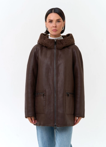Женская дубленка из экомеха с карманами из экокожи фото