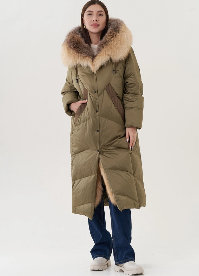 фото Пуховик с отделкой капюшона из меха лисы  модель № 25934