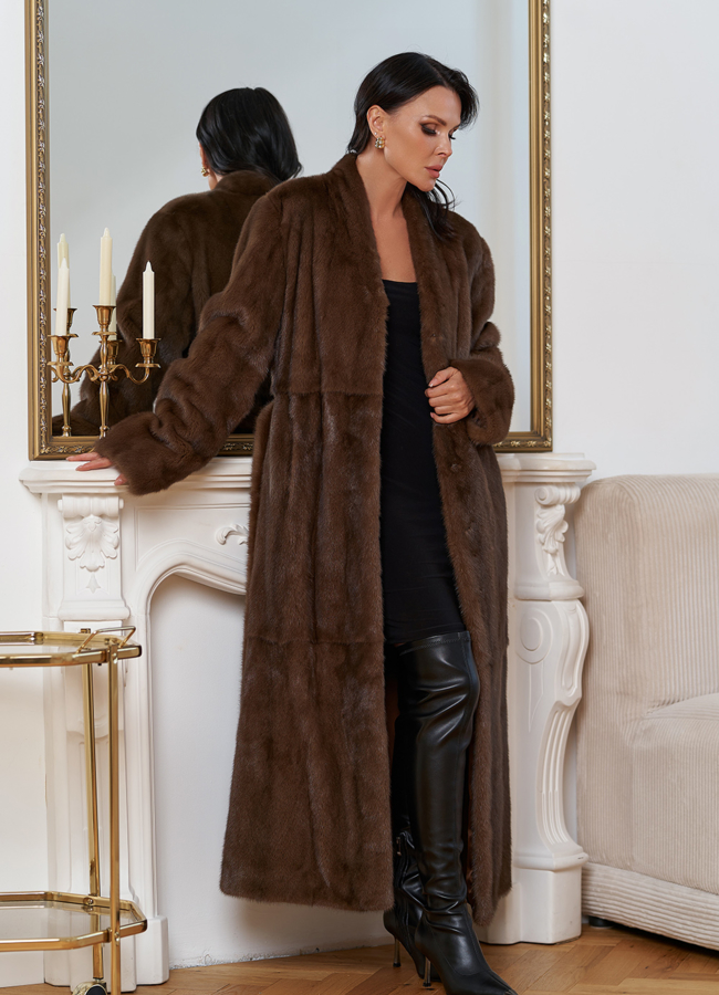 Женская длинная шуба из меха норки модель № 30692 универмаг малина