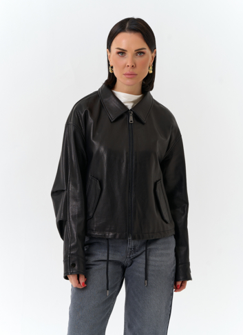 Женская куртка из натуральной кожи