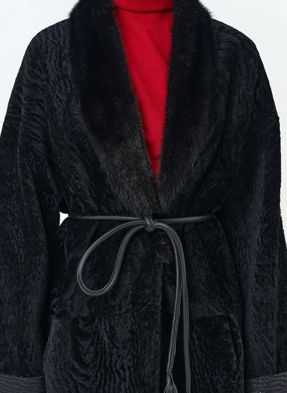 Женская двухсторонняя дубленка с воротником из меха норки фото