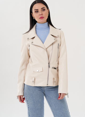 Светлая куртка косуха из эко кожи