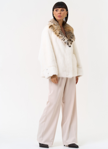 Куртка из меха норки с английским воротником из меха рыси