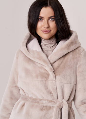 Двусторонняя шуба с капюшоном