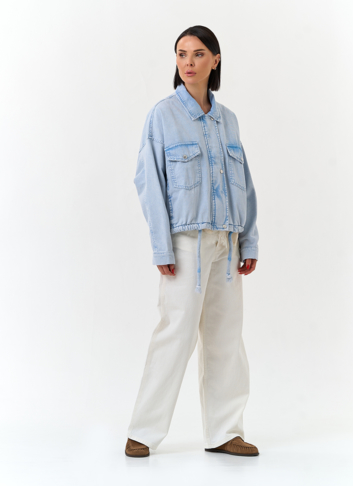 Женская объемная джинсовая куртка 