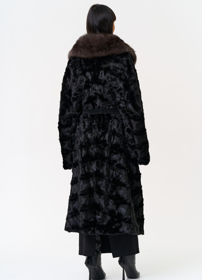 фото Женская шуба из меха норки с воротником из меха песца модель № 31487